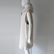 画像4: 《2023-24AW》【RISLEY】リズレー/リズレイ/リバーシブル/パイピング/ウール混/フーディ/フェイクムートン/ミディアム丈/ボア/コート/ベスト/ジレ/春秋冬《レディース》 (4)