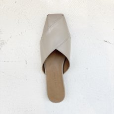 画像9: 【予約商品】《納期：2月中旬〜3月上旬》【 ATELIER BRUGGE 】 アトリエブルージュ 日本製 CROSS MULES ミュール サンダル 春夏秋 レディース  (9)