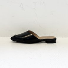 画像2: 【予約商品】《納期：2月中旬〜3月上旬》【 ATELIER BRUGGE 】 アトリエブルージュ 日本製 CROSS MULES ミュール サンダル 春夏秋 レディース  (2)