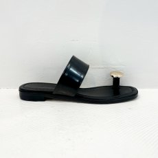 画像3: 【予約商品】《納期：2025年4月上〜4月末旬》【 ATELIER BRUGGE 】アトリエブルージュ 日本製 METAL MOTIF THONG SANDALS トング サンダル 春夏秋 レディース  (3)