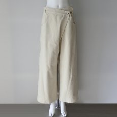 画像1: 【 MARGAUX VINTAGE 】 マルゴーヴィンテージ ストレッチ ダブル釦 アシンメトリー ダブルラップ コーデュロイ ワイド パンツ 春秋冬 レディース  (1)