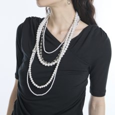 画像3: 【予約商品】《納期：25年4月30日頃》【 MAISON MAVERICK PRESENTS 】 メゾン マヴェリック プレゼンツ Draped Pearl Chain Necklace チェーン パール 5連 ネックレス オールシーズン レディース  (3)