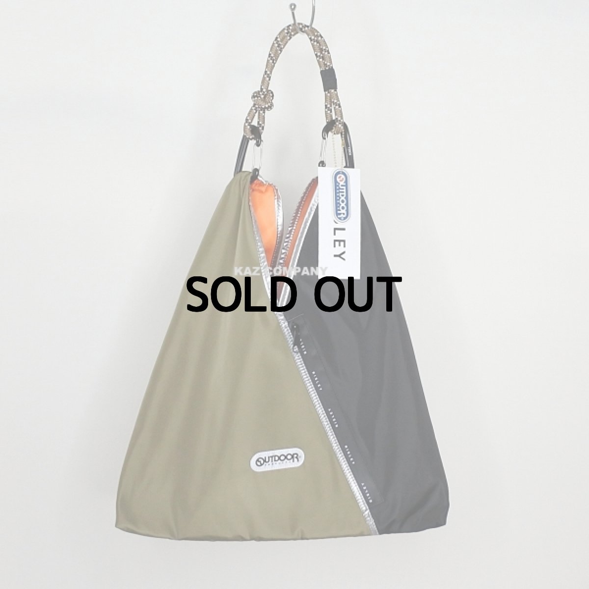 画像1: 【 RISREY x OUTDOOR PRODUCTS 】 リズレー リズレイ アウトドア コラボ トライアングル バッグ BAG オールシーズン ユニセックス  (1)