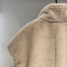 画像6: 【予約商品】《納期：2025年9月中旬》【 CLOCHE 】 クロシェ クロッシェ ゆったりシルエット エコファー ミンク フェイクファー フレンチスリーブ ジレ ベスト 春秋冬 レディース  (6)