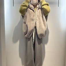 画像1: 【予約商品】《納期：2025年9月中旬》【 CLOCHE 】 クロシェ クロッシェ ゆったりシルエット エコファー ミンク フェイクファー フレンチスリーブ ジレ ベスト 春秋冬 レディース  (1)
