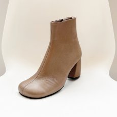 画像7: 【予約商品】《納期：25年9月末〜10月中》【 ATELIER BRUGGE 】 アトリエブルージュ 日本製 羊革 OBLIQUE SHORT BOOTS オブリーク ショート ブーツ ブーティ オールシーズン レディース  (7)
