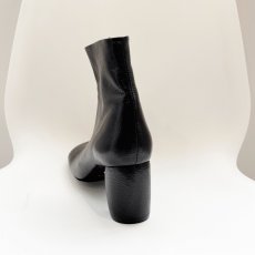 画像4: 【予約商品】《納期：25年9月末〜10月中》【 ATELIER BRUGGE 】 アトリエブルージュ 日本製 羊革 OBLIQUE SHORT BOOTS オブリーク ショート ブーツ ブーティ オールシーズン レディース  (4)