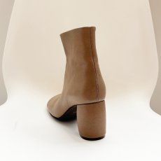 画像9: 【予約商品】《納期：25年9月末〜10月中》【 ATELIER BRUGGE 】 アトリエブルージュ 日本製 羊革 OBLIQUE SHORT BOOTS オブリーク ショート ブーツ ブーティ オールシーズン レディース  (9)