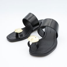 画像1: 【 ATELIER BRUGGE 】アトリエブルージュ 日本製 METAL MOTIF THONG SANDALS トング サンダル 春夏秋 レディース  (1)