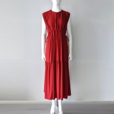 画像1: 【 Lallia Mu 】 ラリアムー きれいめ テロテロ しっとり ストレッチ ナイロン キャザー ワンピース 春夏秋 レディース  (1)
