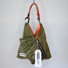 画像2: 【 RISREY x OUTDOOR PRODUCTS 】 リズレー リズレイ アウトドア コラボ トライアングル フリル ミニ バッグ BAG オールシーズン レディース  (2)