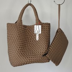 画像2: 【 motte 】 モッテ 手編み イントレチャート メッシュ ポーチ付き M トート バッグ オールシーズン 男女兼用  (2)