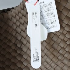 画像7: 【 motte 】 モッテ 手編み イントレチャート メッシュ ポーチ付き M トート バッグ オールシーズン 男女兼用  (7)