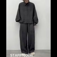 画像2: 【予約商品】《納期：2025年9月中旬》《 セットアップ対応 》【 CLOCHE 】 クロッシェ クロシェ ゆったりシルエット ウール調 ウォッシャブル コクーン シャツ ブラウス 春秋冬 レディース  (2)