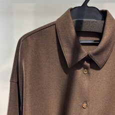 画像7: 【予約商品】《納期：2025年9月中旬》《 セットアップ対応 》【 CLOCHE 】 クロッシェ クロシェ ゆったりシルエット ウール調 ウォッシャブル コクーン シャツ ブラウス 春秋冬 レディース  (7)