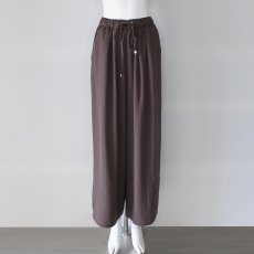 画像10: 《 上下セット 》【 CYNICAL 】 シニカル ゆったりシルエット セルロース 100％ テロテロ キーネック オーバーサイズ ブラウス イージー ワイドパンツ セットアップ 春夏秋 レディース  (10)