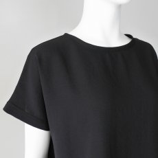画像2: 【 Dignite Collier 】 ディニテコリエ きれいめ ジョーゼット シアー バックスリット コクーン ブラウス カットソー 春夏秋 レディース  (2)
