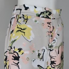 画像2: 【 anana 】 アナナ きれいめ テロテロ ペイント フラワー 裏地付き ワイド パンツ 春夏秋 レディース  (2)