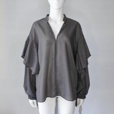 画像1: 【 CLOCHE 】 クロッシェ クロシェ 吸湿速乾 ラッフルフリル シアー スキッパー ブラウス 春夏秋 レディース  (1)