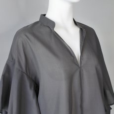 画像2: 【 CLOCHE 】 クロッシェ クロシェ 吸湿速乾 ラッフルフリル シアー スキッパー ブラウス 春夏秋 レディース  (2)