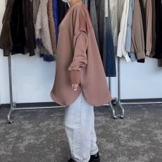 画像6: 【予約商品】《納期：2025年10月中旬〜10月下旬》【 CYAN TOKYO 】シアン トーキョー 異素材コンビ グロッシーヘンリー 袖リブ ブラウス 春秋冬 レディース  (6)