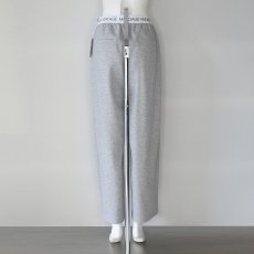 画像4: 【 MARGAUX VINTAGE 】 マルゴーヴィンテージ ロゴウエストゴム カーブ カービー コクーン タック スウェット スエット パンツ 春夏秋 レディース  (4)