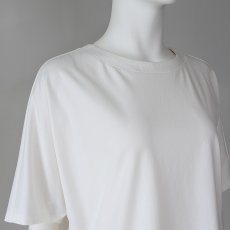 画像2: 【 PASSIONE 】 パシオーネ 日本製 キュプラ素材 ゆったりシルエット コクーン Tシャツ カットソー 春夏秋 レディース  (2)