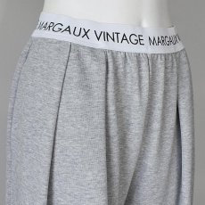 画像2: 【 MARGAUX VINTAGE 】 マルゴーヴィンテージ ロゴウエストゴム カーブ カービー コクーン タック スウェット スエット パンツ 春夏秋 レディース  (2)