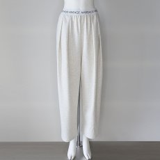 画像1: 【 MARGAUX VINTAGE 】 マルゴーヴィンテージ ロゴウエストゴム カーブ カービー コクーン タック スウェット スエット パンツ 春夏秋 レディース  (1)