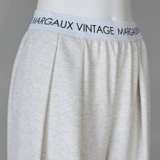 画像2: 【 MARGAUX VINTAGE 】 マルゴーヴィンテージ ロゴウエストゴム カーブ カービー コクーン タック スウェット スエット パンツ 春夏秋 レディース  (2)