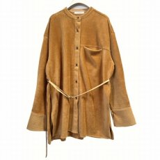 画像4: 【予約商品】《納期：2025年9月下旬〜10月上旬》【 CHIGNON 】シニヨン カットコール ベルテッド シャツ 春秋冬 レディース  (4)