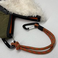 画像11: 予約商品《８/末頃入荷》【 RISLEY x OUTDOOR 】 リズレー リズレイ アウトドア コラボ Triangle fur quilt mini bag エコファー トライアングル ミニ バッグ 春秋冬 レディース  (11)