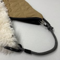 画像14: 予約商品《８/末頃入荷》【 RISLEY x OUTDOOR 】 リズレー リズレイ アウトドア コラボ Triangle fur quilt bag エコファー トライアングル バッグ 春秋冬 レディース  (14)