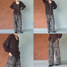 画像7: 【 CHIGNON 】 シニヨン オリジナル スクエアパネル柄 ワイドパンツ 春夏秋 レディース  (7)