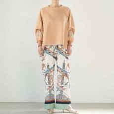 画像2: 【予約商品】《納期：2026年3月1日〜10日》【 Lallia Mu 】ラリアムー 異素材コンビ ゆったりシルエット シアースリーブ フレア プルオーバー 春秋冬 レディース  (2)