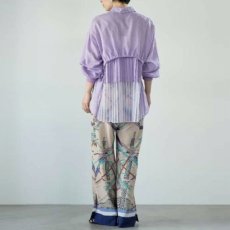 画像5: 【予約商品】《納期：2026年3月1日〜10日》【 Lallia Mu 】ラリアムー 異素材コンビ バックプリーツ レイヤード シアー シャツ オールシーズン レディース  (5)