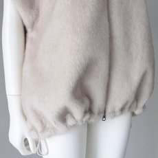 画像3: 【予約商品】《納期：2025年10月中旬》【 CLOCHE 】 クロシェ クロッシェ ゆったりシルエット エコファー ミンク フェイクファー フレンチスリーブ ジレ ベスト 春秋冬 レディース  (3)