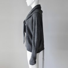 画像4: 【 CLOCHE 】 クロッシェ クロシェ ゆったりシルエット ウォッシャブル ウール混 三角ストール付き プルオーバー ニット 春秋冬 レディース  (4)