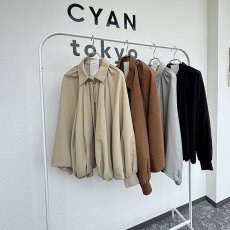 画像1: 【予約商品】《納期：2026年2月上旬〜2月中旬》【 CYAN TOKYO 】シアン トーキョー ラウンドギャザー ドルマン ブルゾン 春秋冬 レディース  (1)