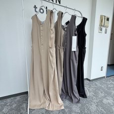 画像1: 【予約商品】《納期：2026年2月下旬〜3月中旬》【 CYAN TOKYO 】シアン トーキョー ギャザーポケット サロペット 春秋冬 レディース  (1)