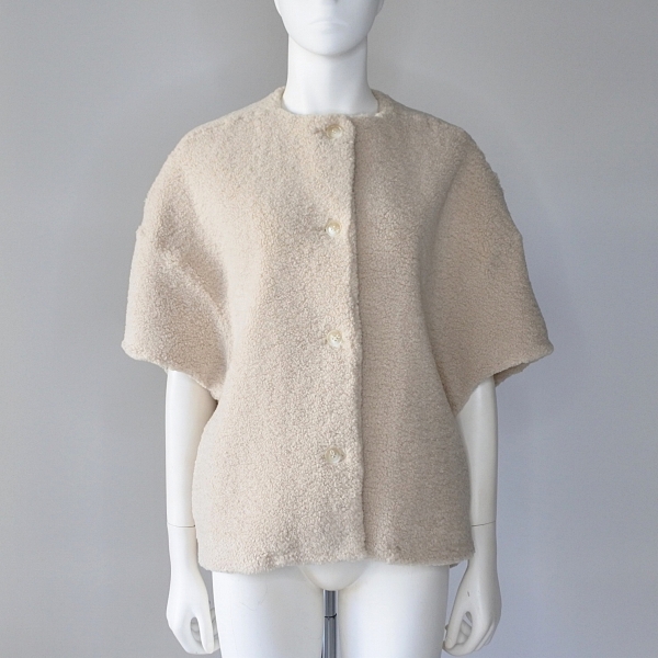 画像1: 【 PASSIONE 】 パシオーネ プードル エコムートン ボア ハーフスリーブ ベスト ジャケット 春秋冬 レディース  (1)